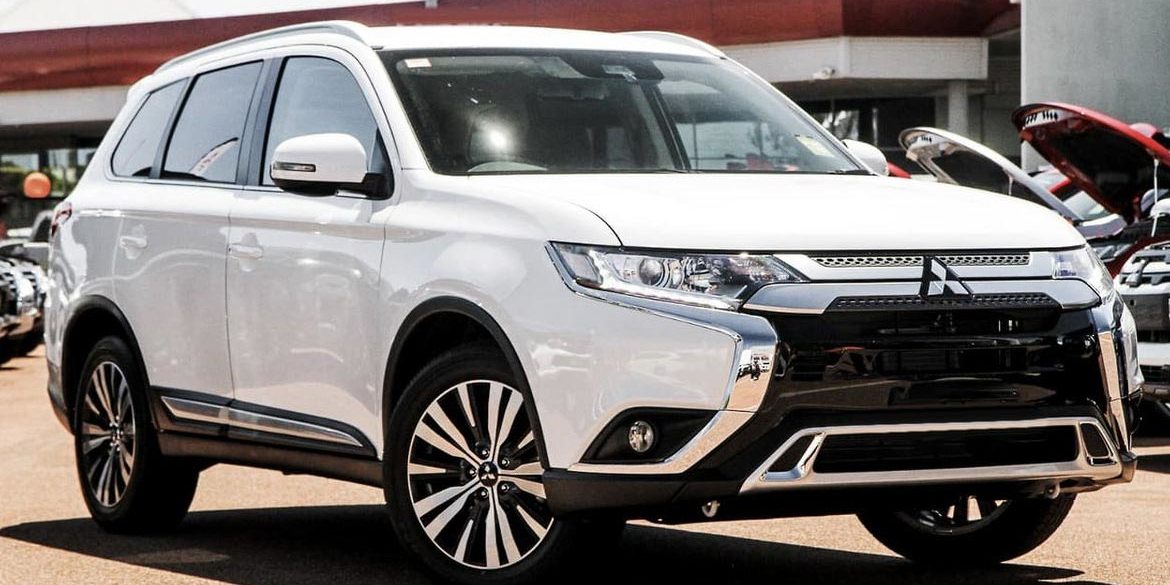 Tips Merawat Mobil Berwarna Putih Mitsubishi Srikandi Wiyung Tips Merawat Mobil Berwarna Putih Mitsubishi Srikandi Wiyung